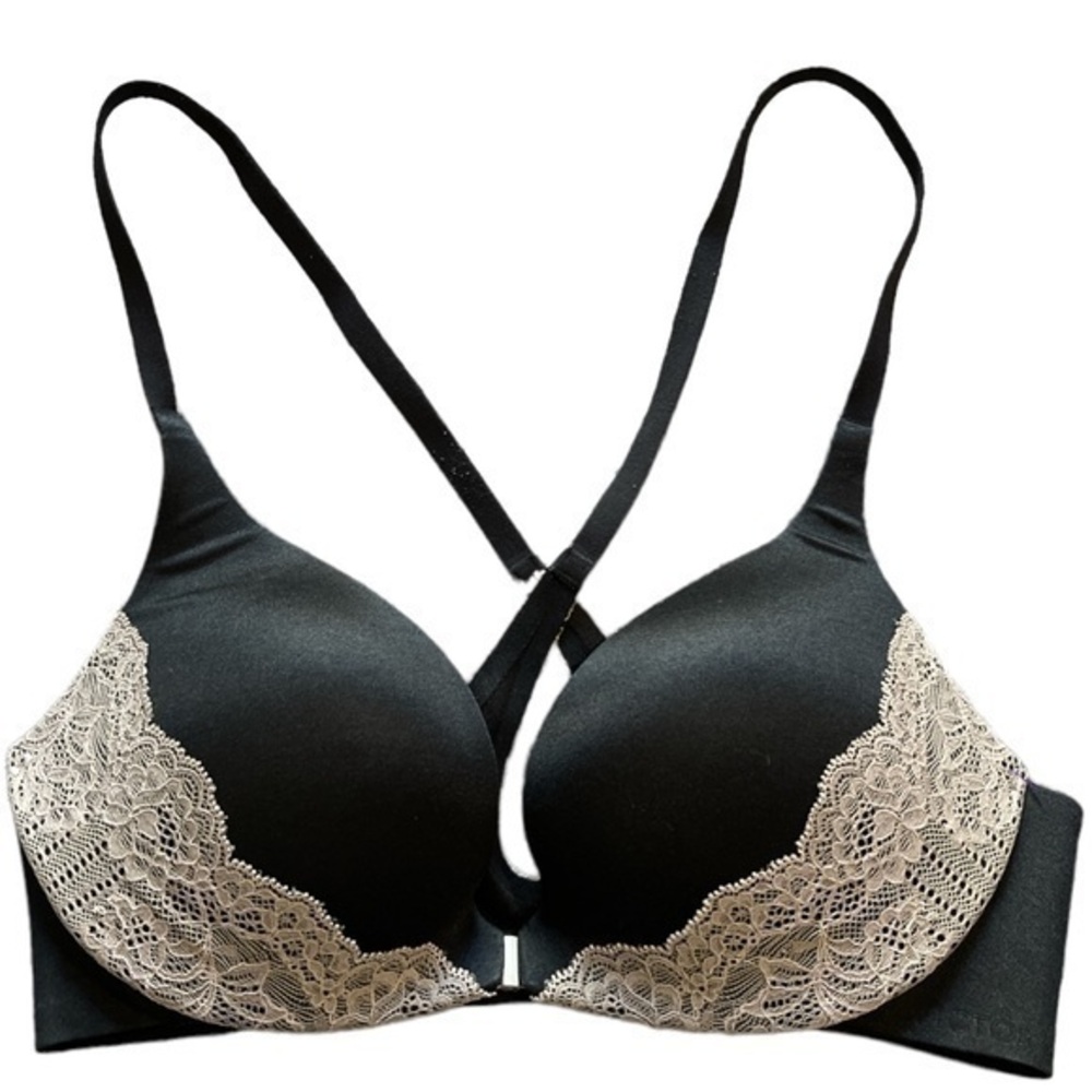 Victoria's Secret Black Push Up Lace Bra Size 32C EUC #1244